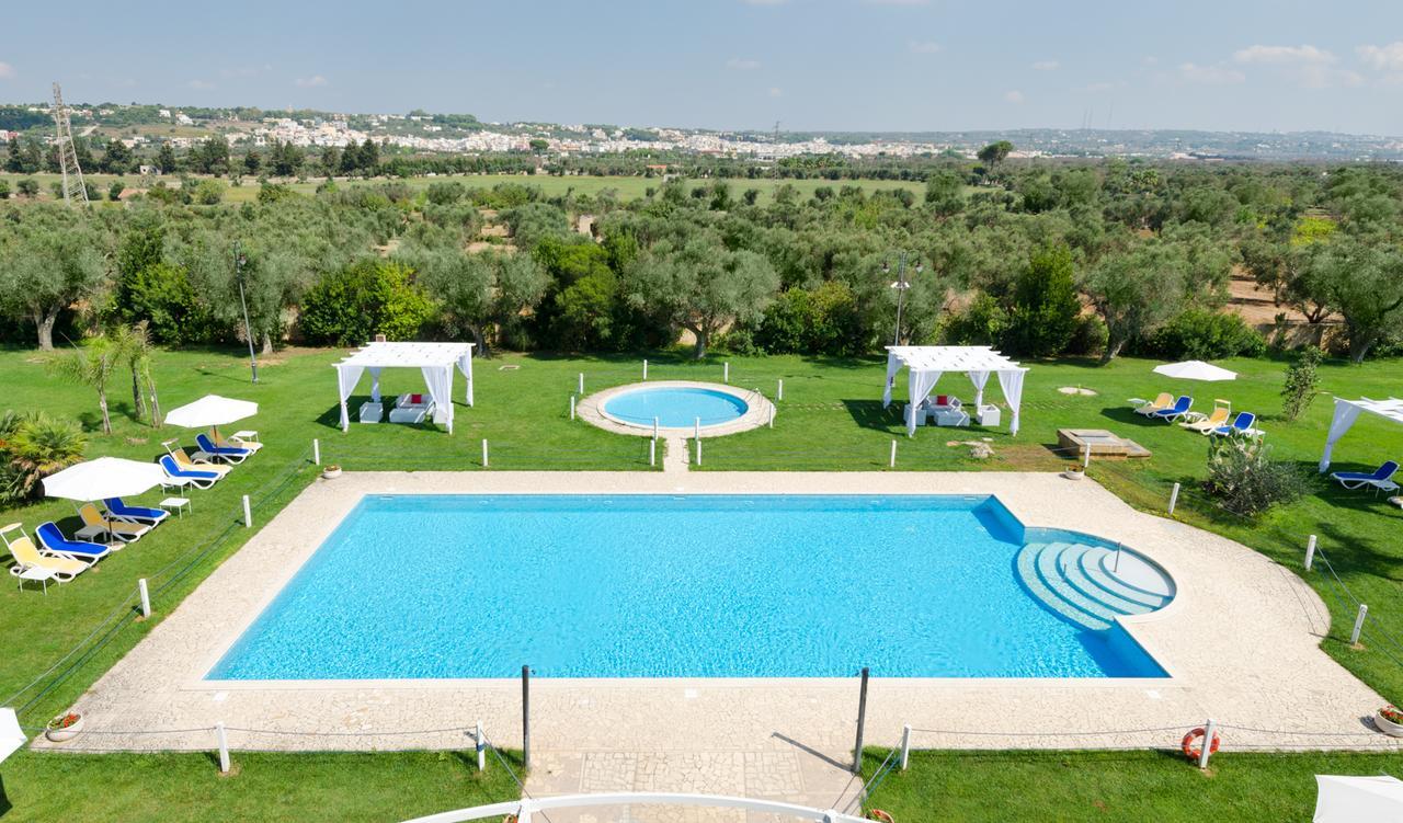 Amaregold Tenuta La Baronessa Resort Tuglie Exteriör bild